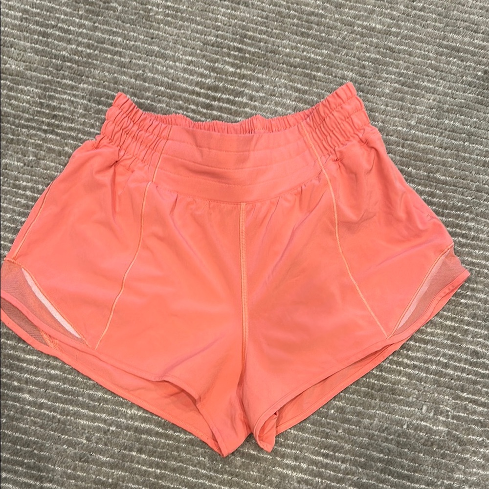 Lululemon hotty hot high rise 2.5” inseam size 4 preowned
